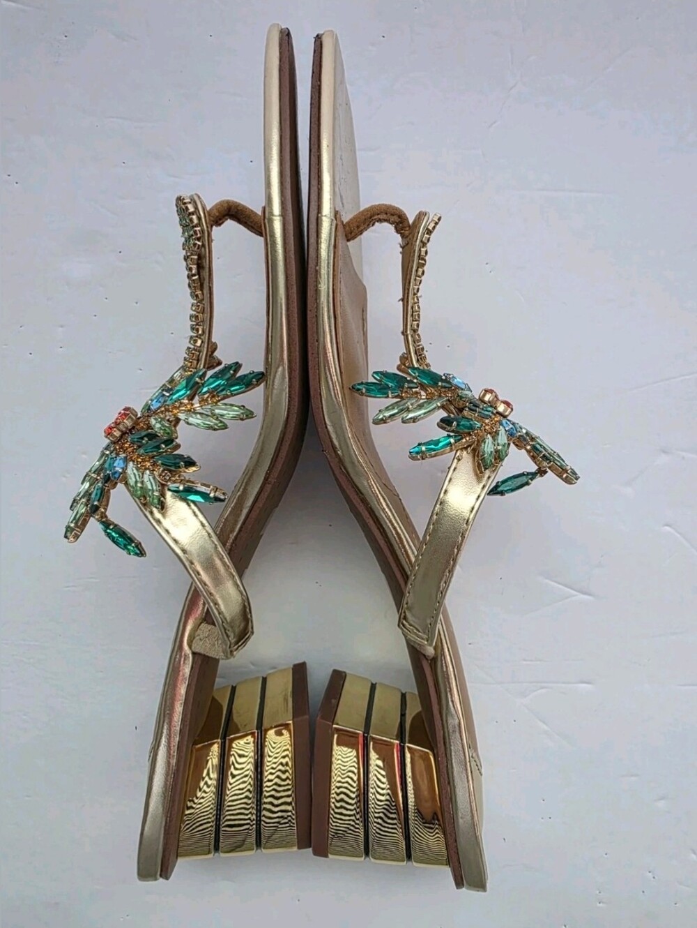 J.Renee Palmy T-Strap Sandals Metallic Gold Synthetic Upper Block-Heel Sz 8.5 M - Picture 10 of 13